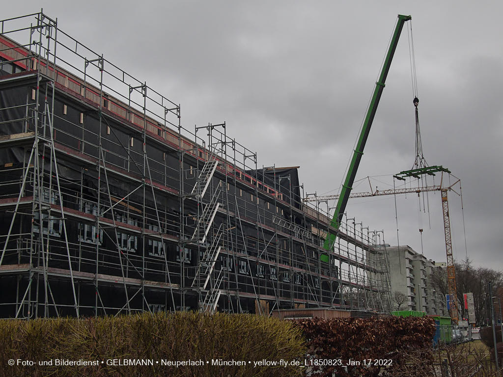 18.01.2022 - Baustelle zur Montessori Schule im Plettzentrum Neuperlach